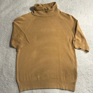 SHORTSLEEVE KNIT TURTLENECK